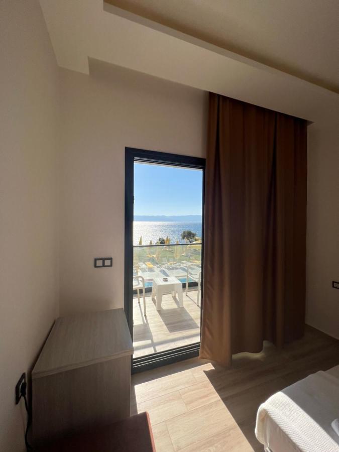 Life Point Hotel Чесме Екстериор снимка