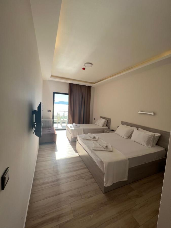 Life Point Hotel Чесме Екстериор снимка