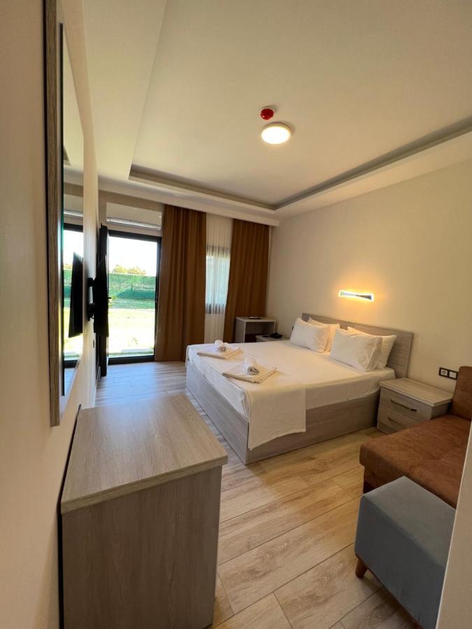 Life Point Hotel Чесме Екстериор снимка